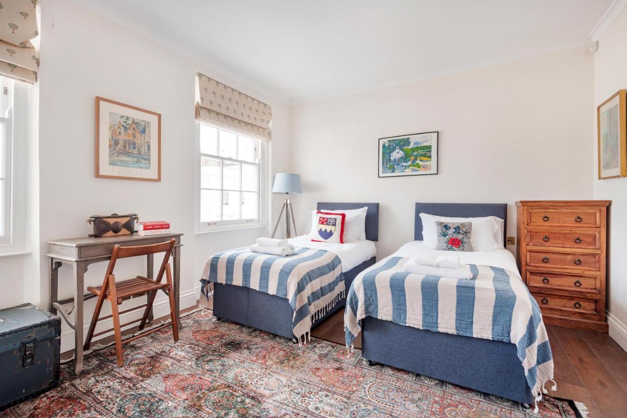 לונדון Charming Pimlico Home Close To The River Thames By Underthedoormat מראה חיצוני תמונה